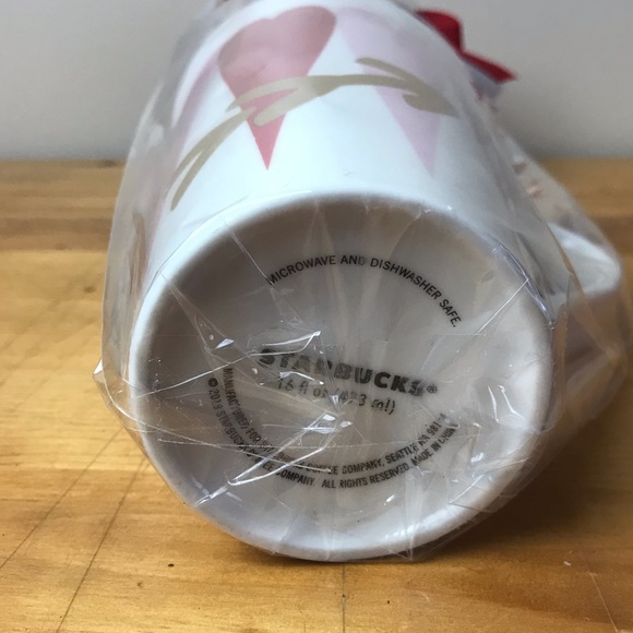 Valentine's Starbucks Tall Heart Mug Gift Set - Picture 4 of 4
